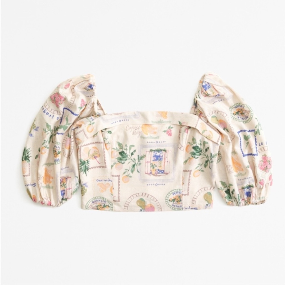 Abercrombie and Fitch off the shoulder top